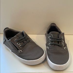 Bodie Jr. Sperry like new